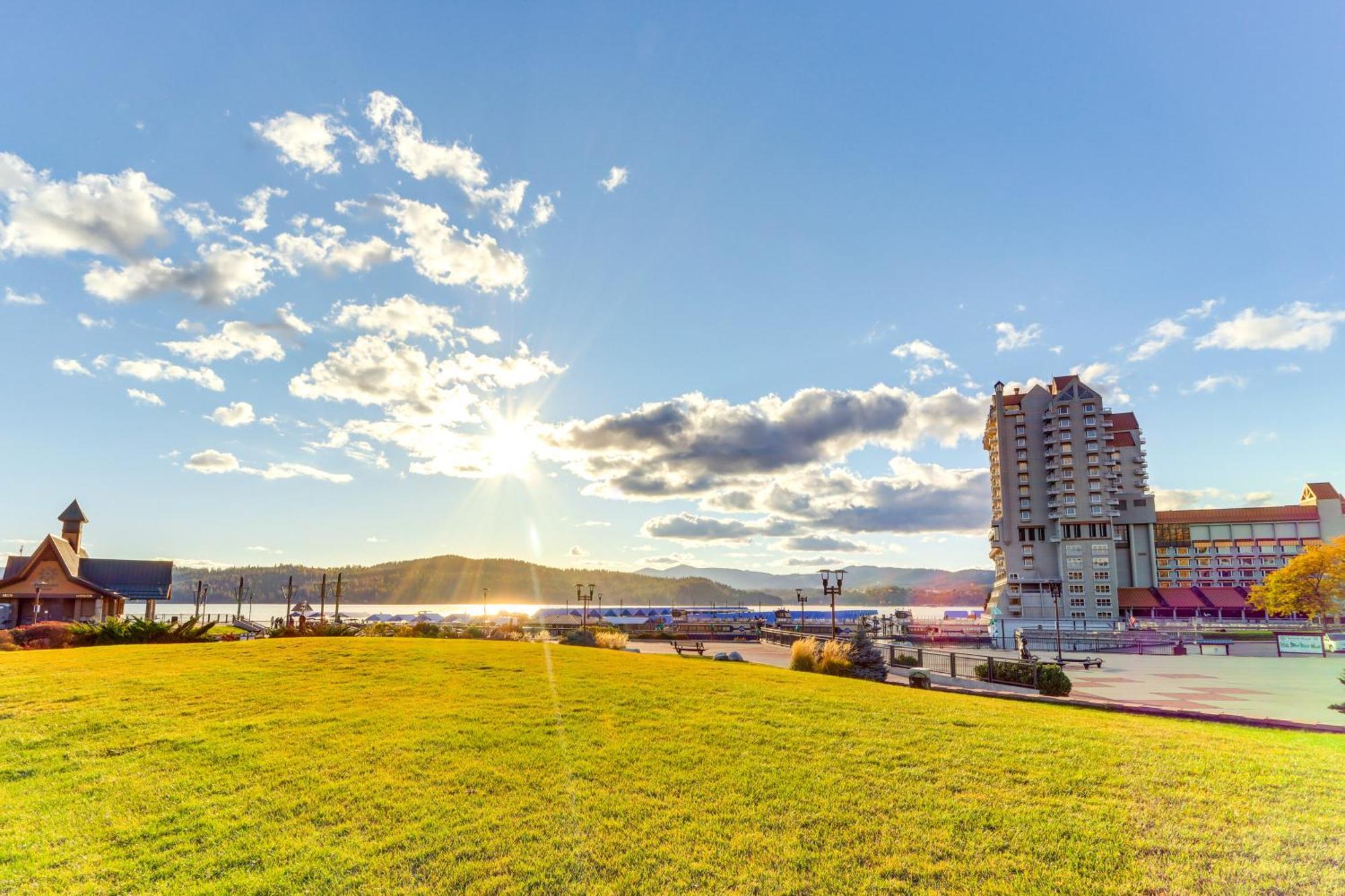 Modern Coeur Dalene Getaway Condo Walk Downtown! Кёр-д'Ален Экстерьер фото