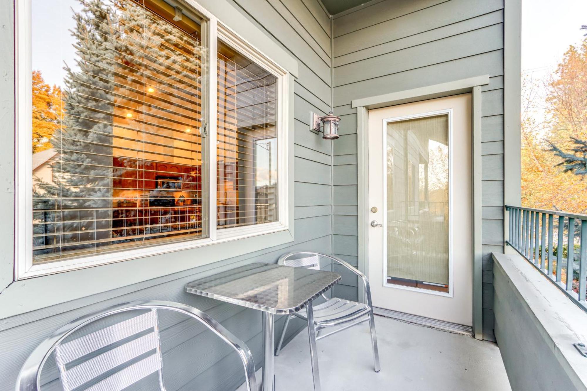Modern Coeur Dalene Getaway Condo Walk Downtown! Кёр-д'Ален Экстерьер фото